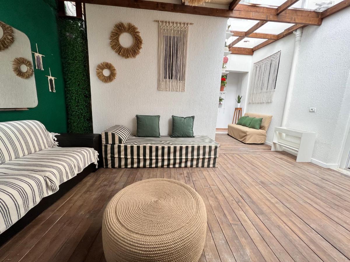 Trip'N'Hostel Chill Zone Τίρανα Εξωτερικό φωτογραφία