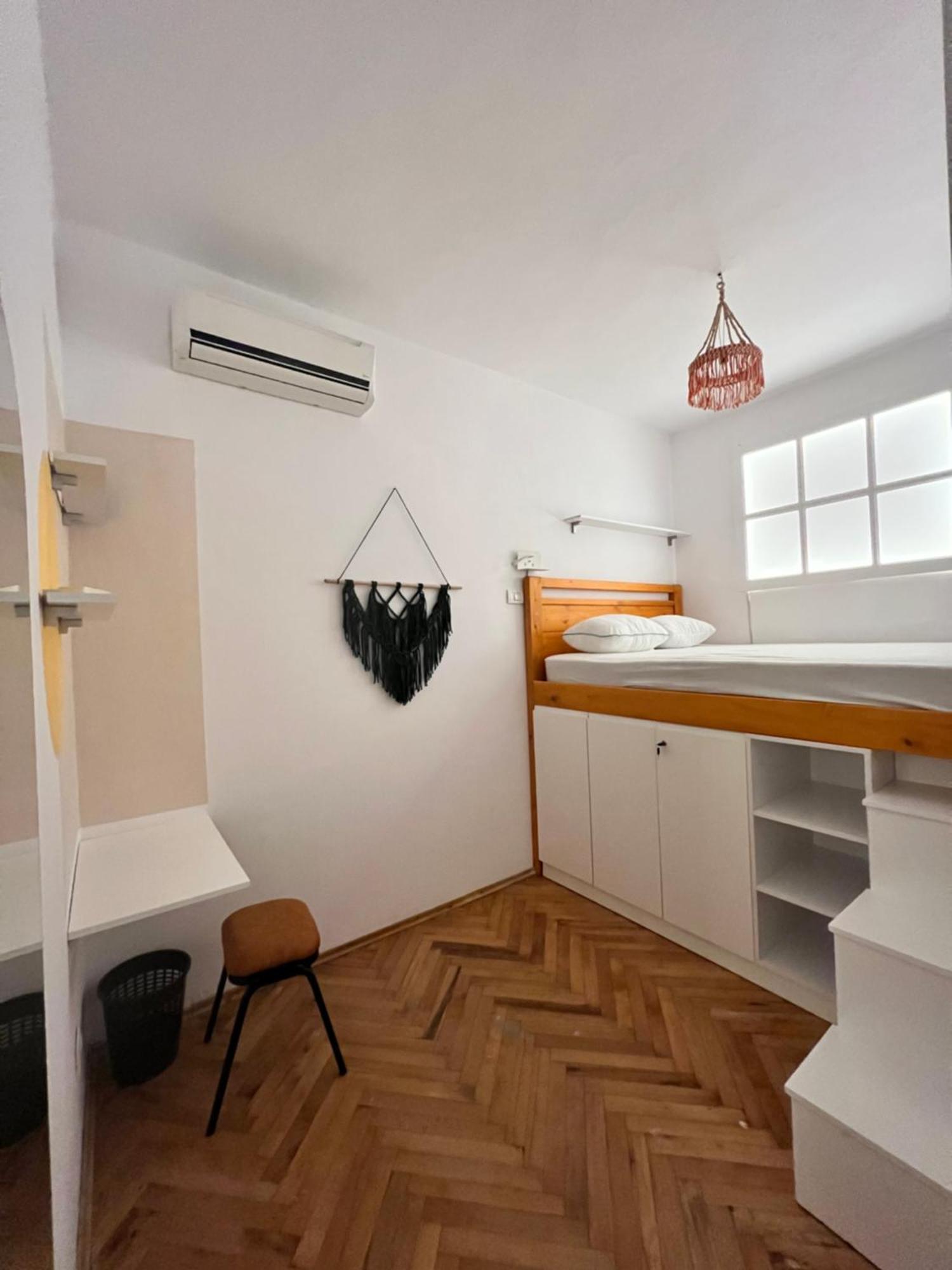 Trip'N'Hostel Chill Zone Τίρανα Εξωτερικό φωτογραφία