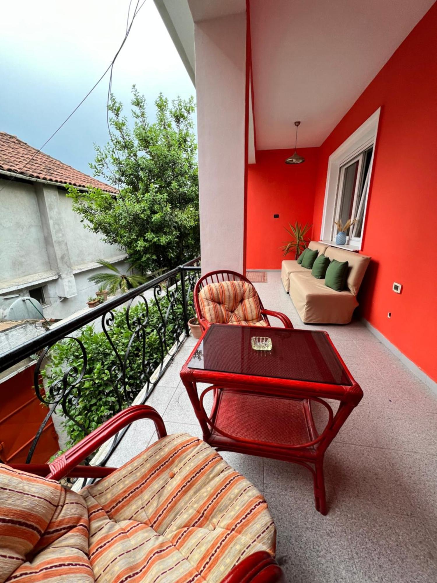 Trip'N'Hostel Chill Zone Τίρανα Εξωτερικό φωτογραφία