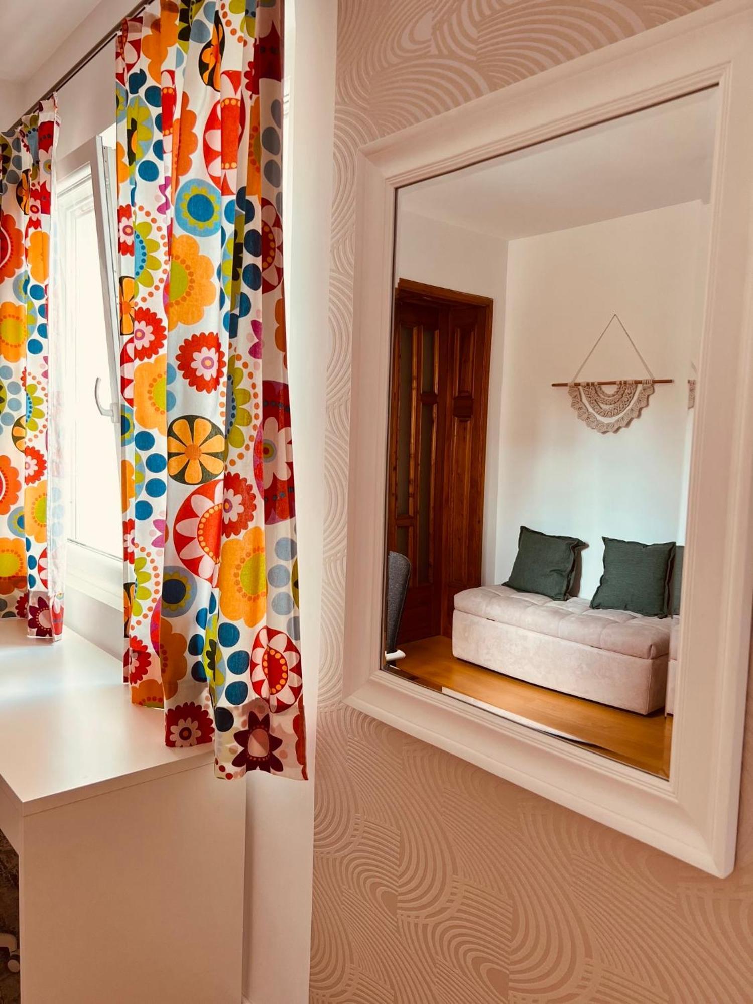 Trip'N'Hostel Chill Zone Τίρανα Εξωτερικό φωτογραφία