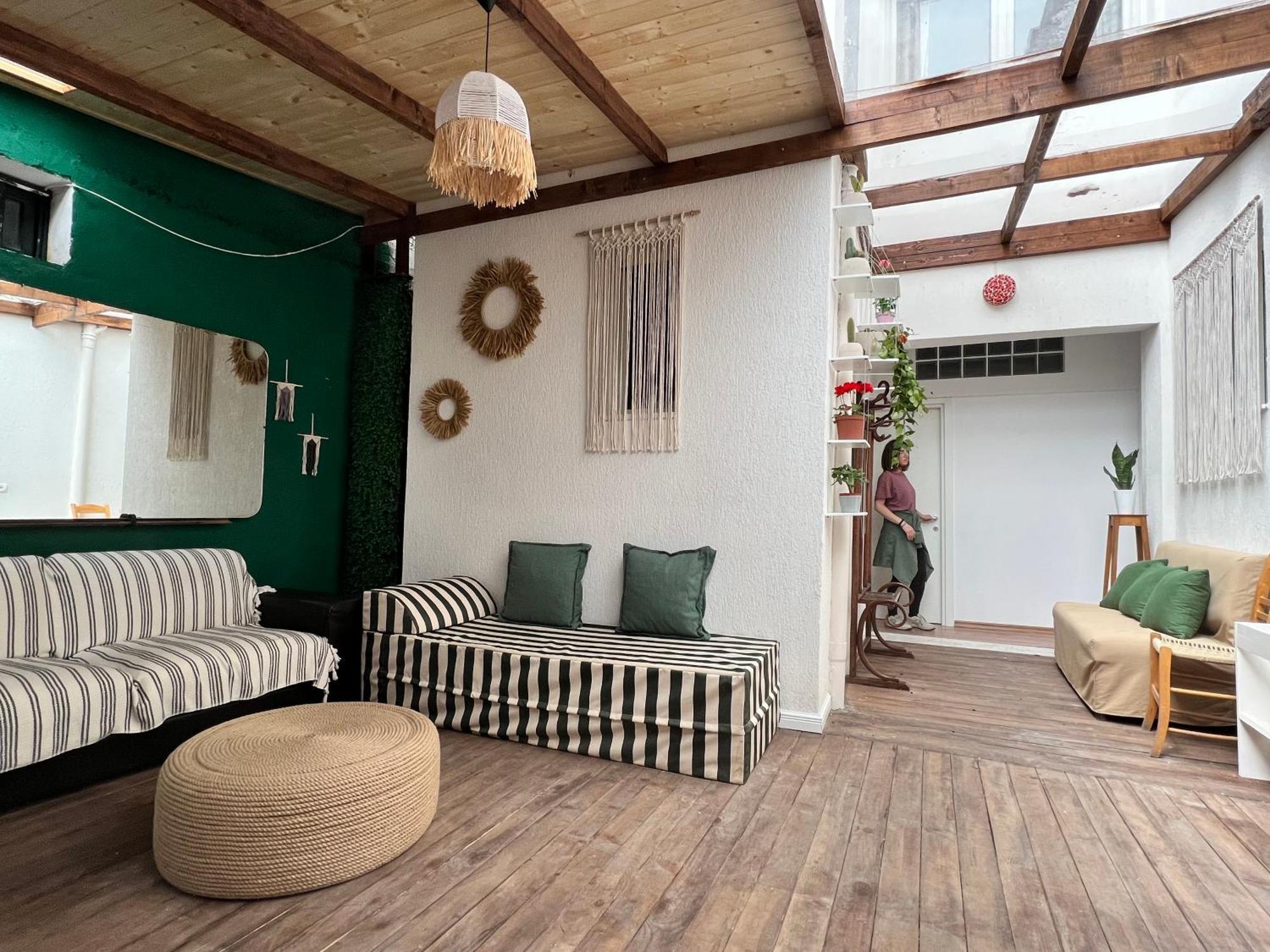 Trip'N'Hostel Chill Zone Τίρανα Εξωτερικό φωτογραφία