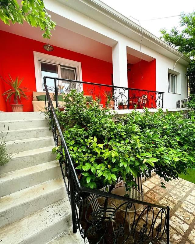 Trip'N'Hostel Chill Zone Τίρανα Εξωτερικό φωτογραφία