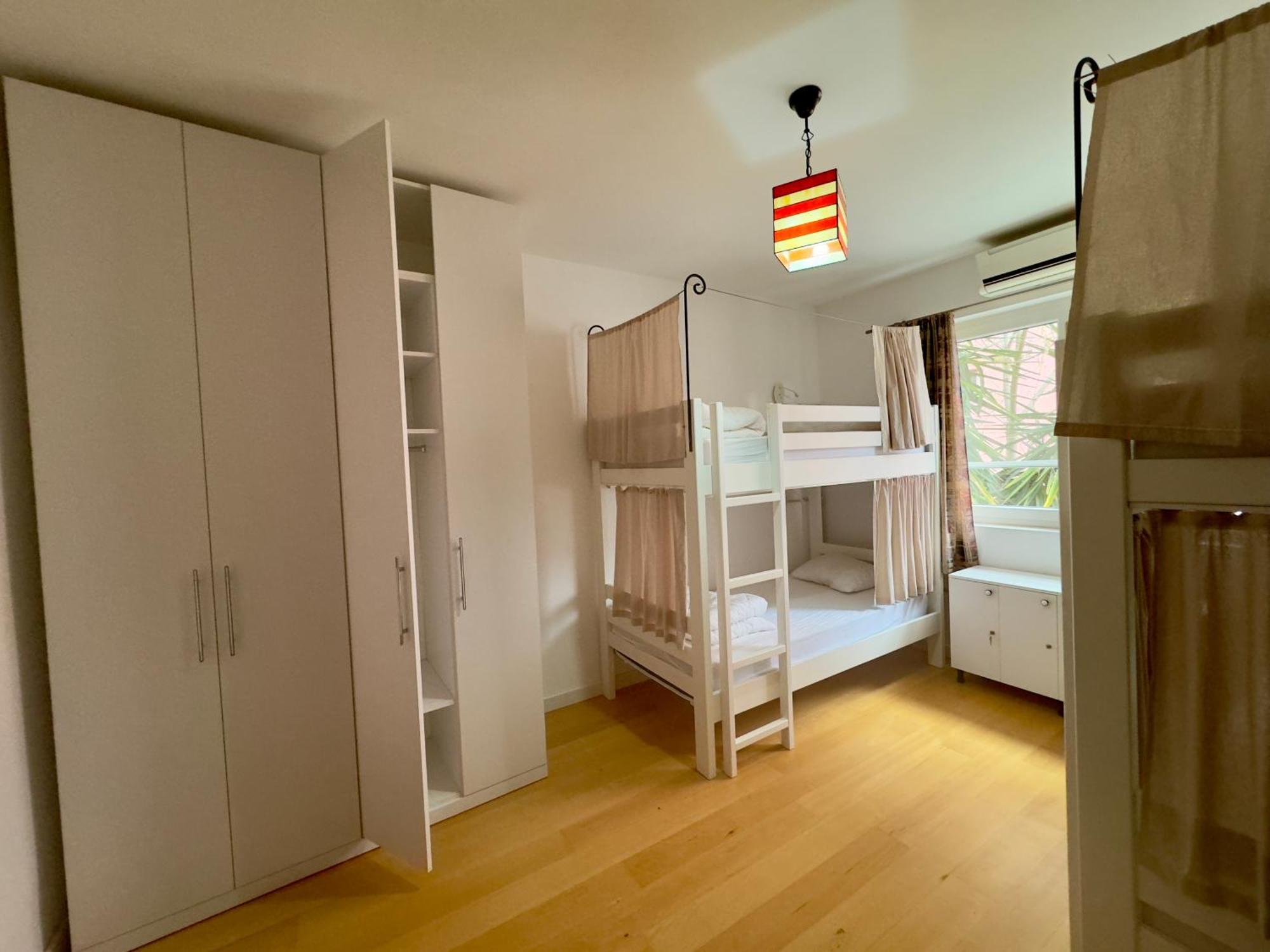 Trip'N'Hostel Chill Zone Τίρανα Εξωτερικό φωτογραφία