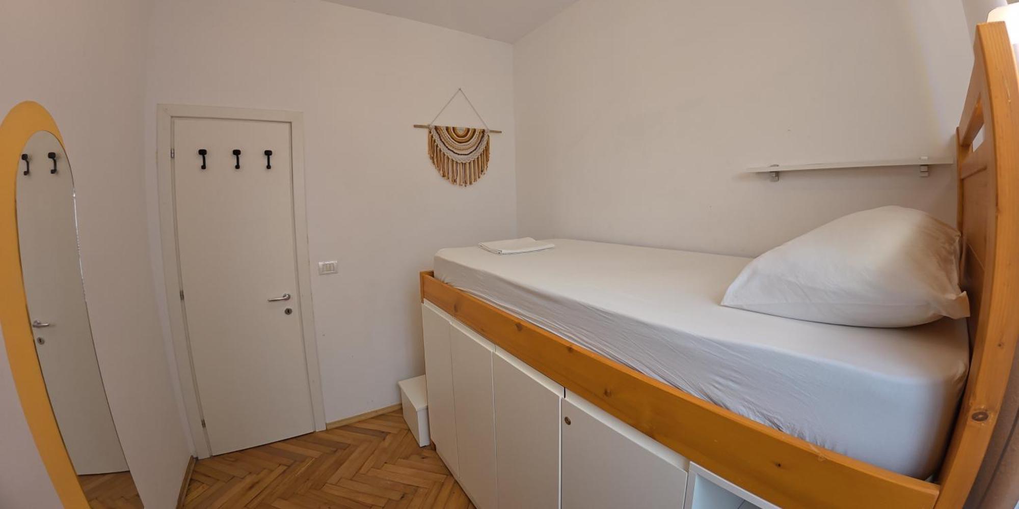 Trip'N'Hostel Chill Zone Τίρανα Εξωτερικό φωτογραφία