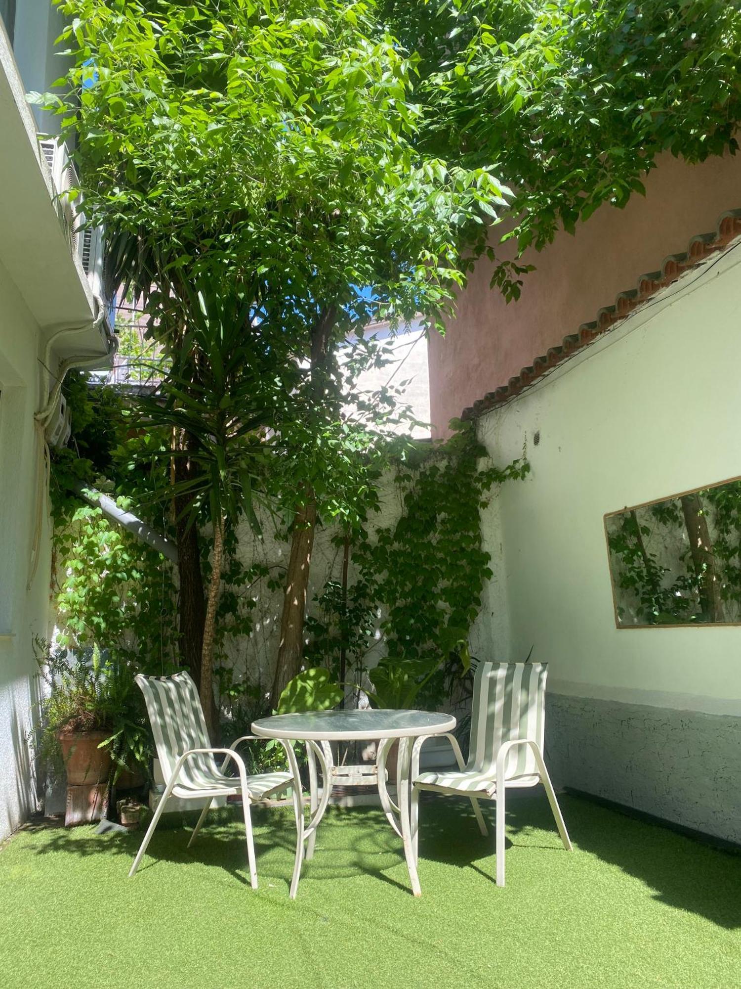 Trip'N'Hostel Chill Zone Τίρανα Εξωτερικό φωτογραφία